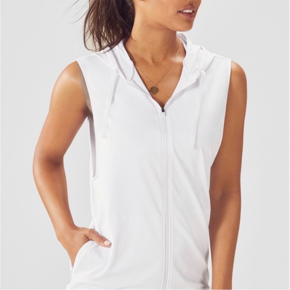 White Fabletics Oversized Zip Up Hooded Vest size M
